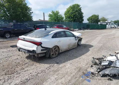 2025 Kia K5 Gt-Line z USA, uszkodzony, nr VIN KNAG64J77S5325294